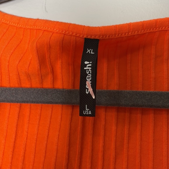 Smash! Short Sleeve Ribbed Tee Shirt - Picture 2 of 5